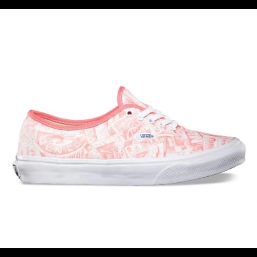 Rare ‘Georgia Peach’ Vans - Picture 1 of 4